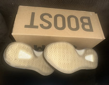 Yeezy Boost Quantum Mid Top Sneakers Black/Gr...