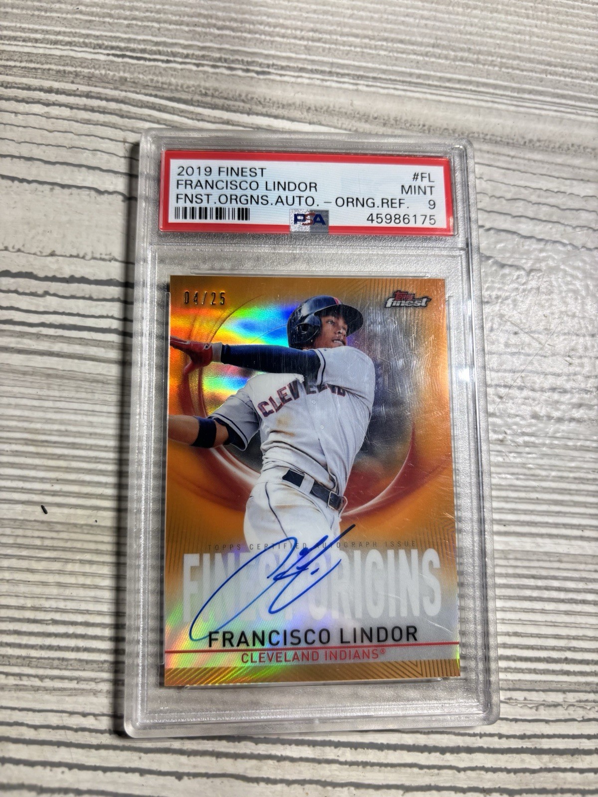 Francisco Lindor /25 - 2019 Topps Finest - #FOA-FL Orange Refractor Auto (PSA 9) view 2