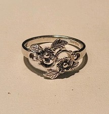 925 Sterling Silver Flower and Leaf Band Ring Size 7 2.7g