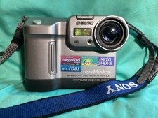 Sony Mavica MVC-FD73 Floppy Disk Digital Camera w/ Charger Battery Tested