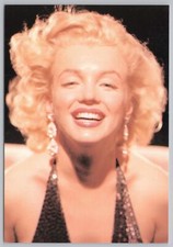 Entertainment Marilyn Monroe Closeup Smile Halter Dress 105-500 Continental PC