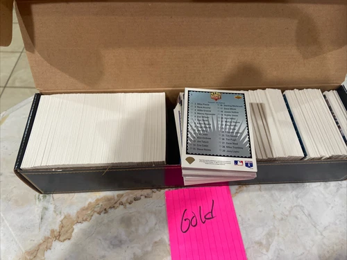 1993 Upper Deck Gold Hologram Baseball Almost Complete Factory Set No Jeter