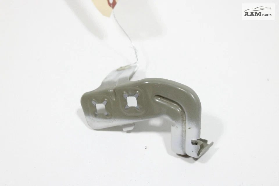 2013-2016 BMW 320I XDRIVE F30 FRONT LEFT SIDE FENDER SUPPORT MOUNT BRACKET OEM - Image 3 of 4