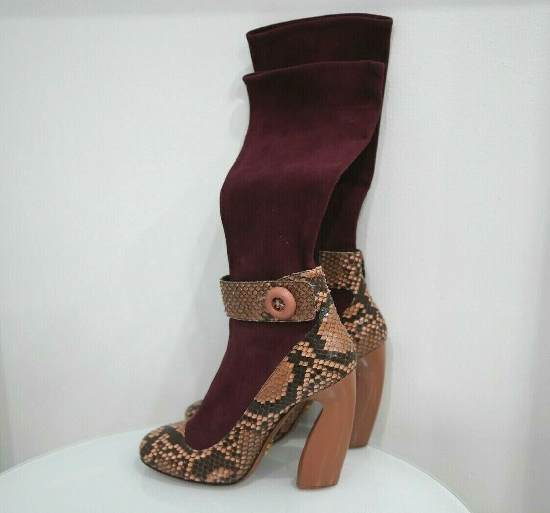 Venta de Botas Prada | 107 articulos de segunda mano