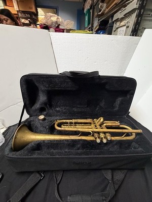 Vintage 1940s Antique Brass  Trumpet Unbranded Early Made Ones Cond Unknown