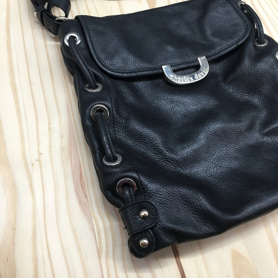 Bolso Bandolera Mujer Charles David Negro Plateado Cuero Geniune Guijarro Foto 4 de 4