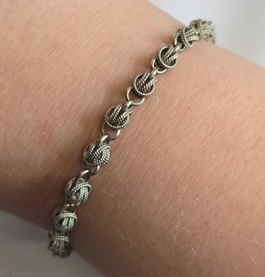 Sterling Silver Bracelet 8.38g Fine Jewelry 8'' Unique Chain Lobster Clasp