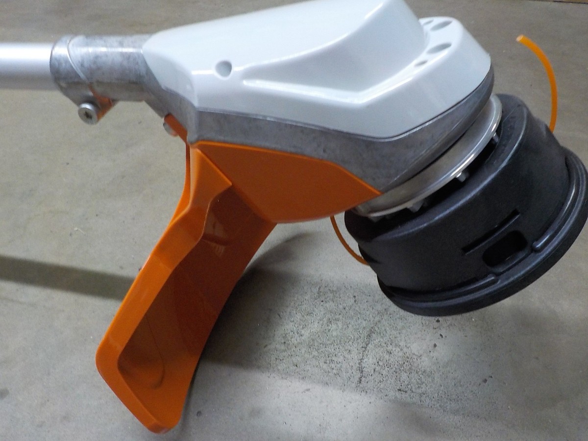 Stihl FSA 90 R Battery Powered String Trimmer 15