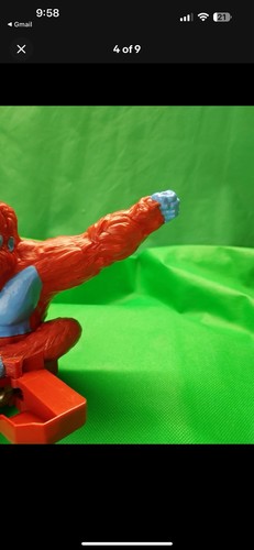 Hot Wheels Super Ultimate Garage Replacement Part - King Kong Gorilla Ape Figure - Picture 4 of 6