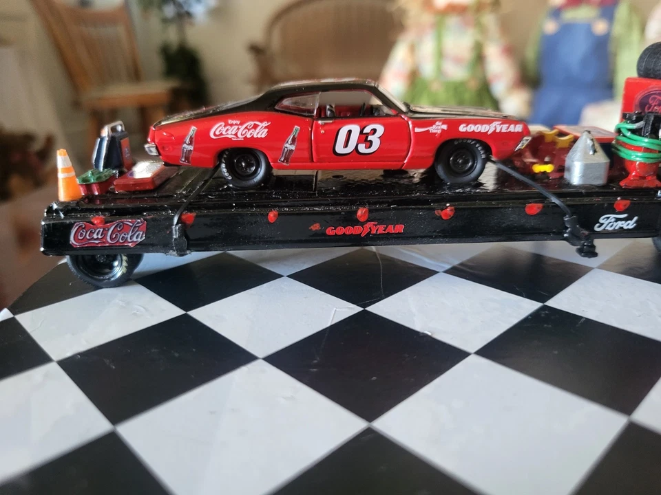 M2 Customized Coca-Cola HAULERS 57 FORD C600 Tractor & 70 Ford TORINO COBRA 429 - Image 4 of 4