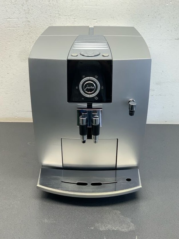 Jura Impressa J5 generalüberholt Kaffeevollautomat 12 Monate Gewährleistung