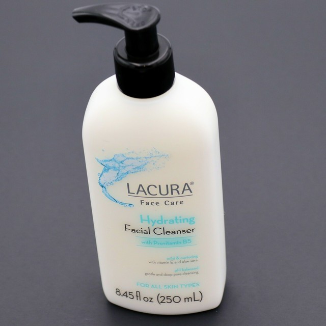 LACURA Face Care Hydrating Facial Cleanser w/ Provitamin