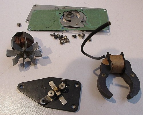 LIONEL 1937-42 WHISTLE MOTOR PARTS,INCLUDING DIE CAST IMPELLAR,NICE PARTS FIND