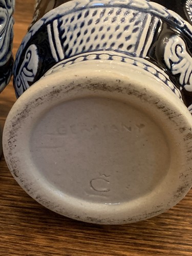 German Stoneware Wine Cider Mug Cup 4” Set Of Two - Photo 3 sur 3