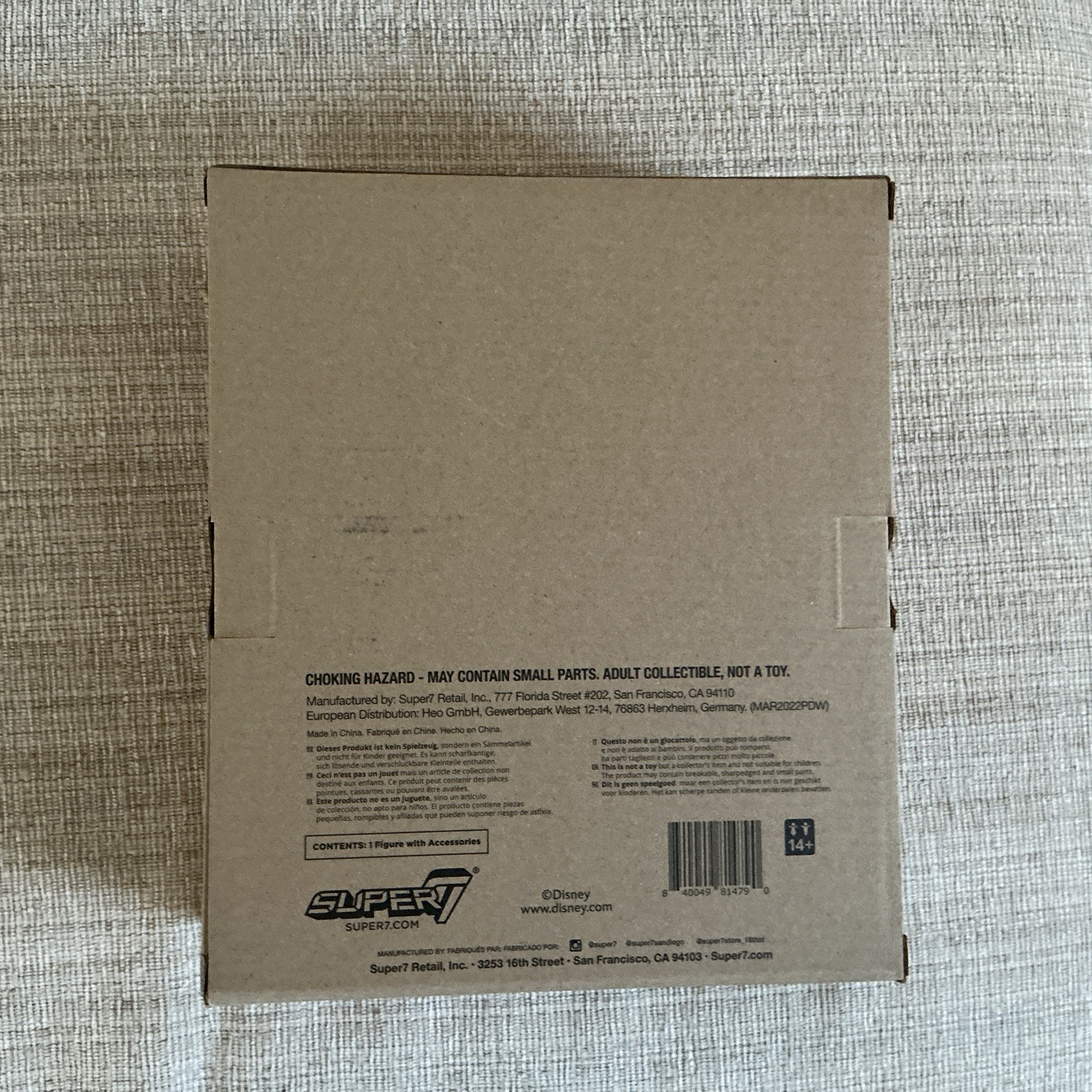 Super 7 Disney Ultimates Alice in Wonderland ALICE Action Figure New in box