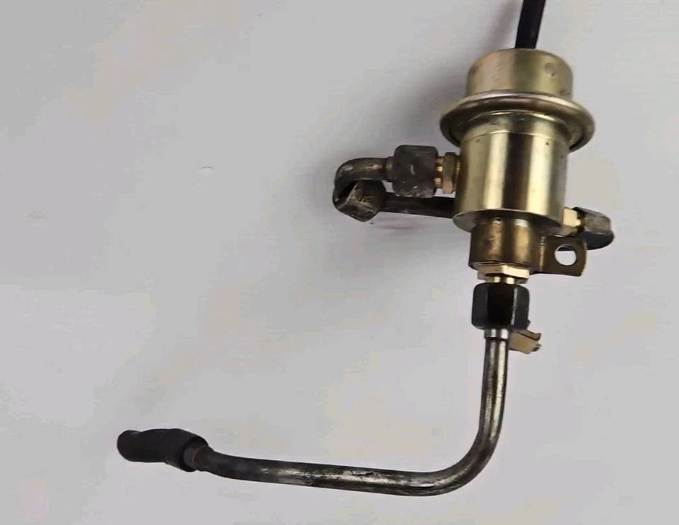 86-92 MERCEDES W126 420SEL 560SEL 500SL REGULADOR DE PRESIÓN DE COMBUSTIBLE 0438161013 2 Foto 2 de 3