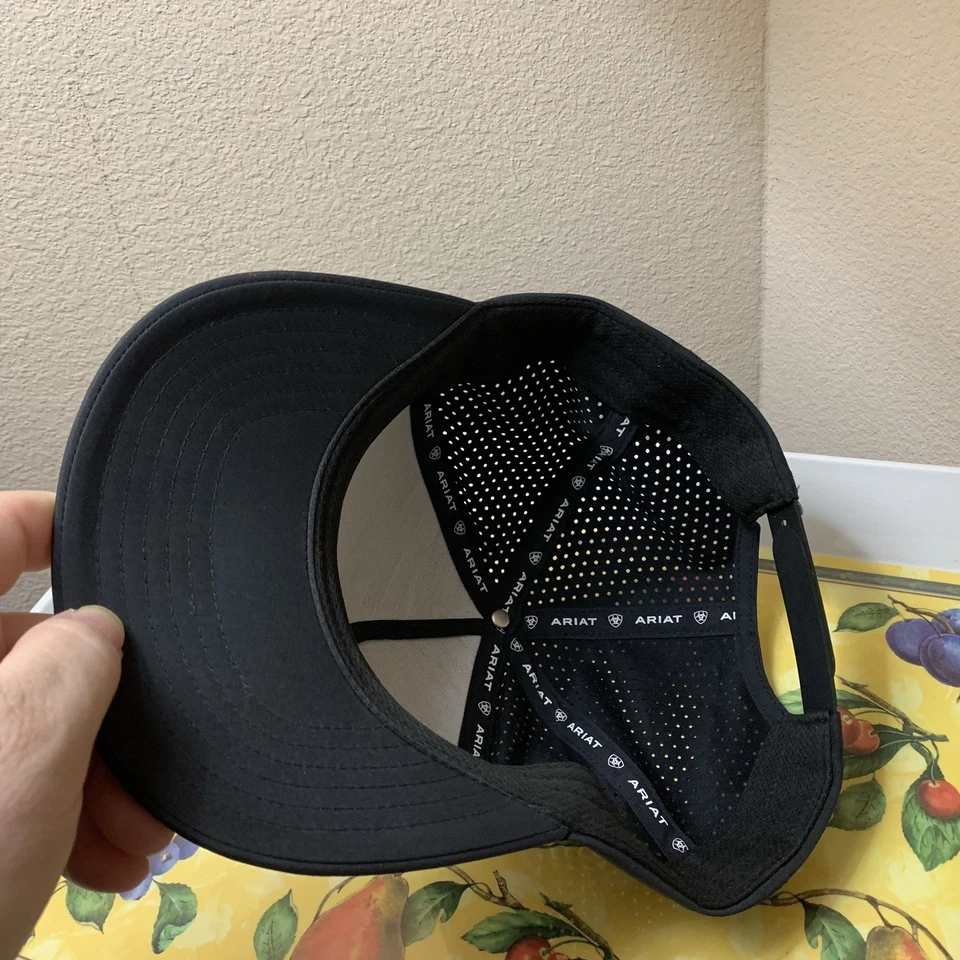 Ariat 男式帽子棒球帽标志弹性适合黑色布网眼 — 第 4/4 张图片