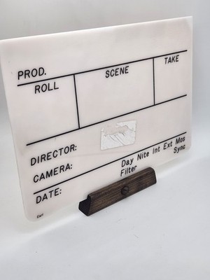 Wooden Film Slate Display Holder With Slate (No Sticks)