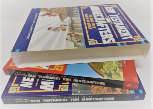 The Unofficial Bible for Minecrafters OT & NT - Free Tracked Delivery