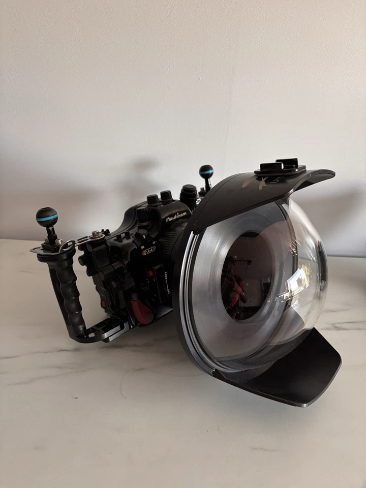 Nauticam NA-A7ii Underwater Housing for Sony A7II A7R II A7SII With Tons Of Ext - Image 2 of 4