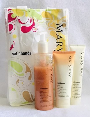 New In Package Mary Kay Satin Hands PEACH 3 Pc Pampering Set ~ Fast Ship