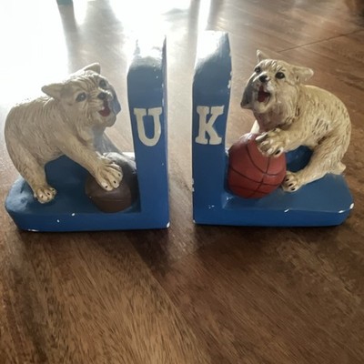 Vintage Wildcat Basketball 3D Painted Ceramic Bookends Blue Sports Animal Decor