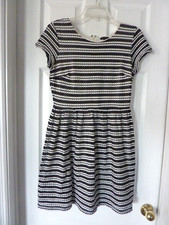 Ann Taylor Black and White Textured Short Sleeve Dress