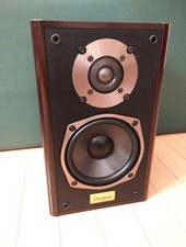 ONKYO D-200II Liverpool Bookshelf Speakers Pair Set Refoamed Speaker Used Japan