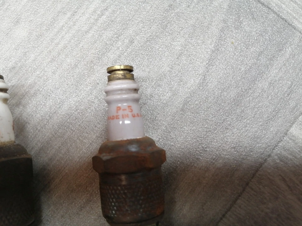 3 Very Old Champion Spark Plugs - Image 3 of 4