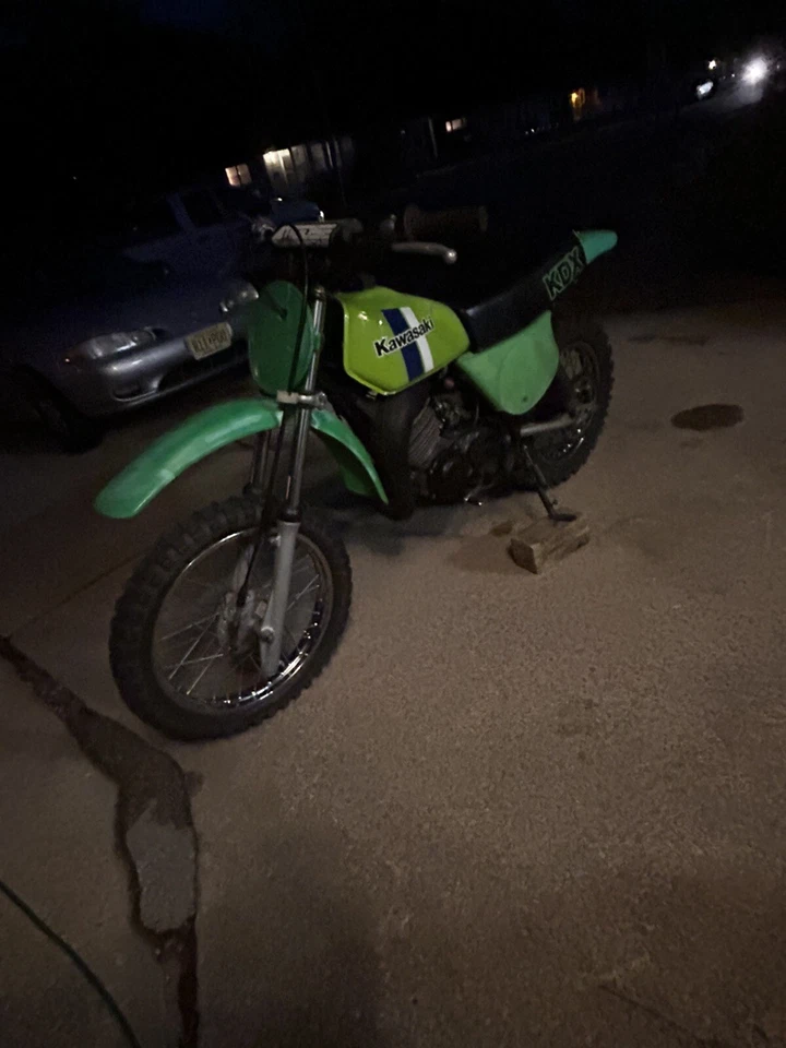 Kawasaki KDX80 1980 Foto 4 de 4
