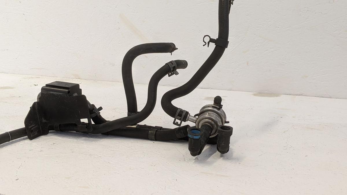 VW Golf 4 1 6 FSI Motor Bad Magnetventil Druckwandler 036906519A 