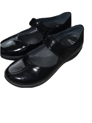 dansko patent leather mary janes