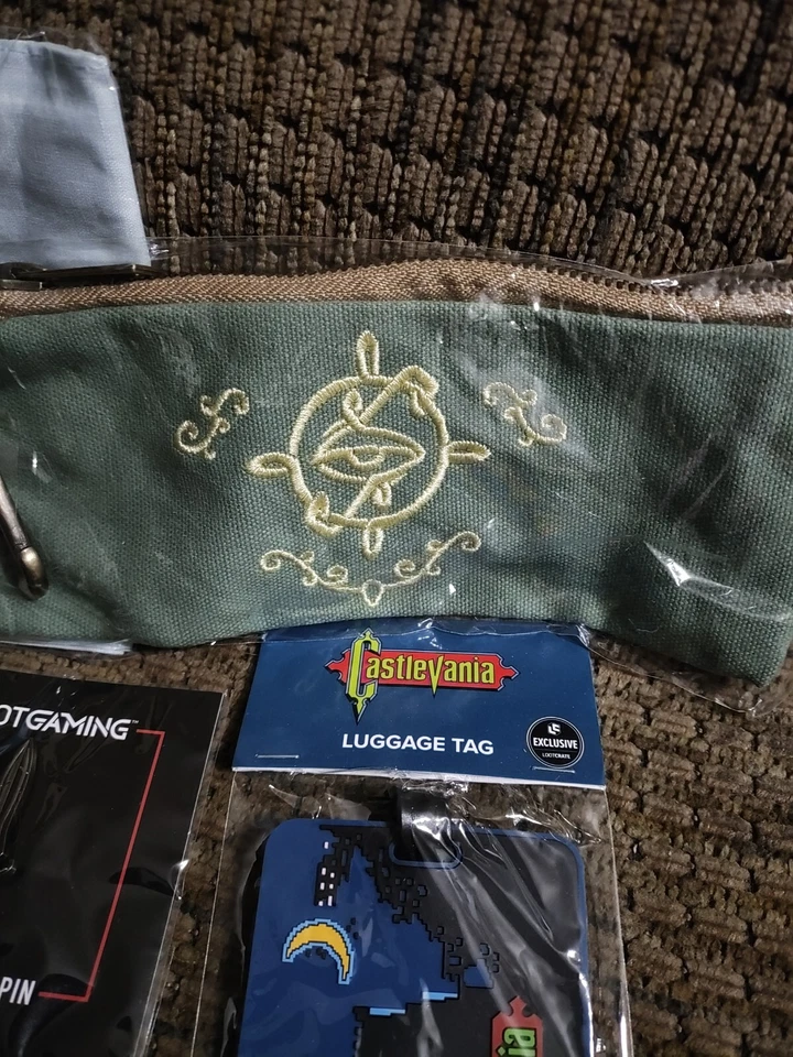 Loot Crate Merchandise Lot Fallout Castlevania Elder scrolls Pin Pouch Bandana - Image 4 of 4