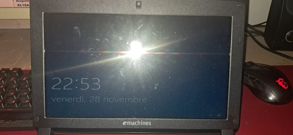 EMachines em350 Laptop Portatile Notebook 11' : 2 GB Ram, Windows 10, 240 GB ssd - Immagine 2 di 4