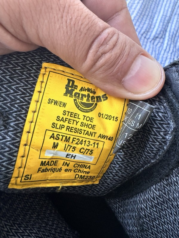Dr. Martens 13398 Industrial Steel Toe Size 11 VTG 2015. 7-Hole Combat Boot