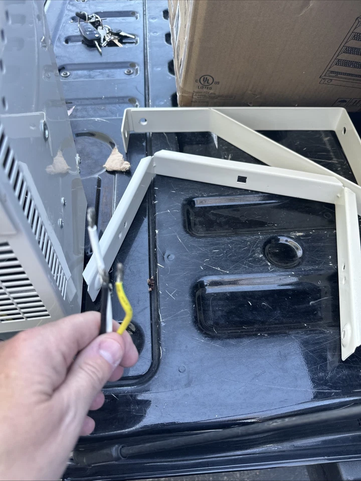 NewAir G73 240V 5000 vatios calentador de espacio con cable, beige probado Foto 4 de 4