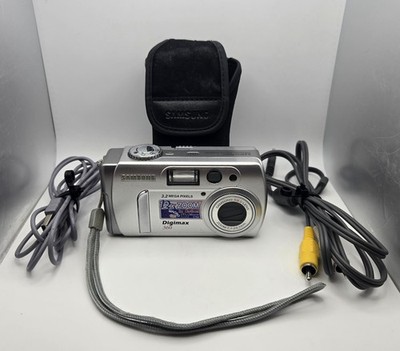 Vintage Samsung Digimax 360  ︎ 3.2MP Digital Camera w/Cords & Pouch *WORKS*  