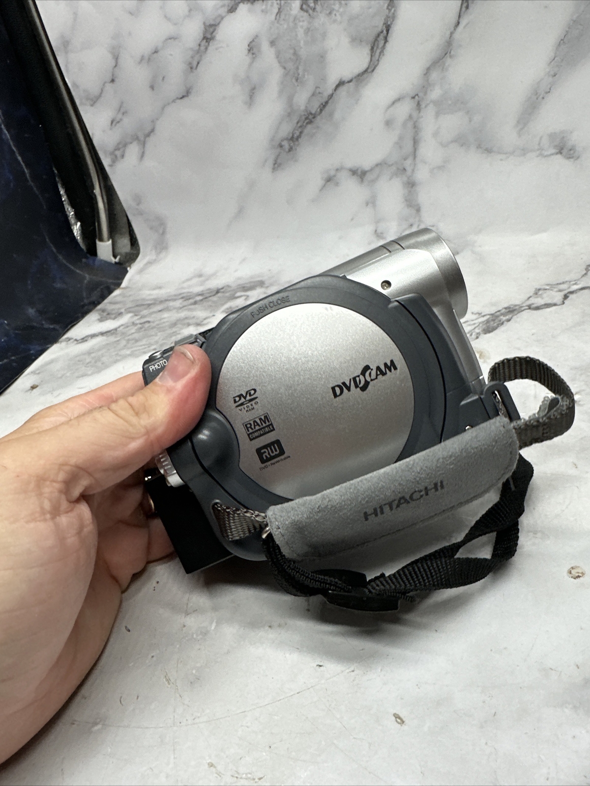 Hitachi Cinema Res DVD HDD Hybrid Camcorder TESTED No Charger. A eBay