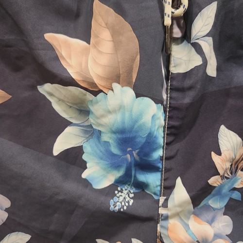 Tommy Bahama Men's Medium Relax Swim Trunks Blue Hawaiian Floral Cargo Pocket - Imagen 5 de 17
