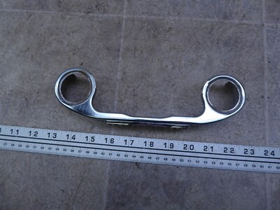 1981 Yamaha XS400 Special Y431-1) chrome front fork trim emblem