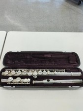 Flute Model 211S YAMAHA