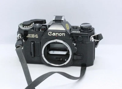 Canon AE-1 Analog Spiegelreflexkameras nur Gehäuse - Bild 1 von 4