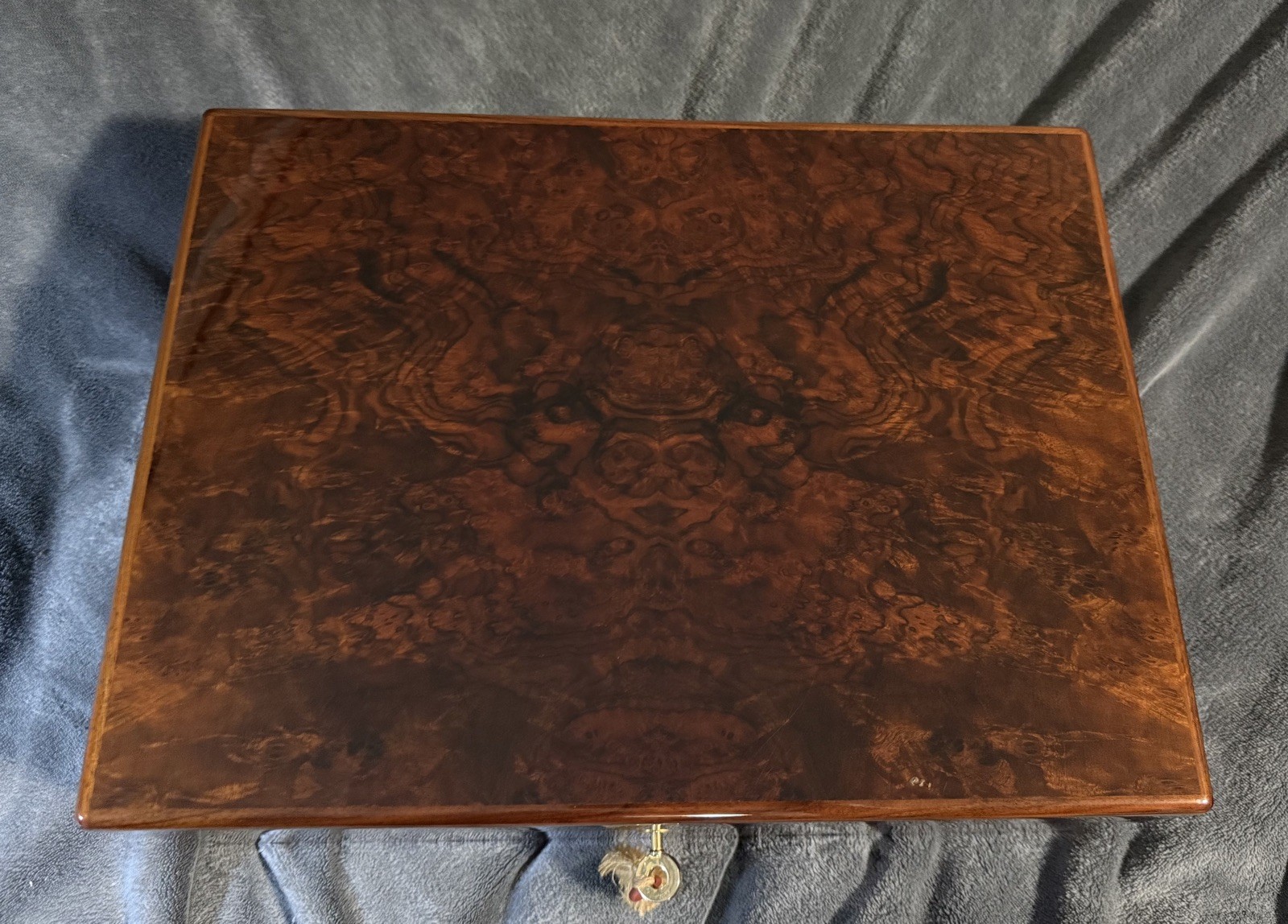 Elie Bleu Walnut Burl 200 Cigar Humidor - Beautiful vintage Box - Preowned 