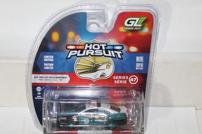 GREENLIGHT Hot Pursuit New York City Police Department 2014 Ford Taurus NYPD