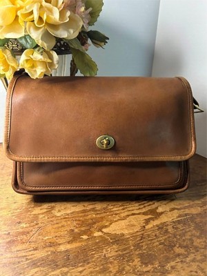 Vintage Coach Full Glove Tanned Distressed Tobac Leather Pocket
