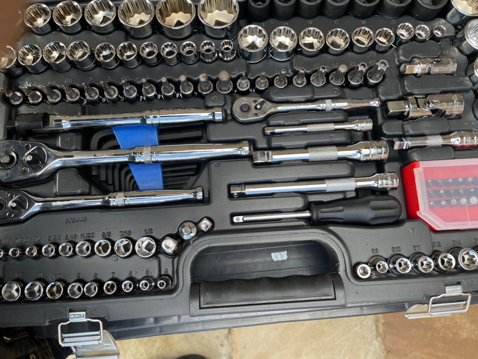 Halfords Advanced 170 Piece Socket Ratchet Spanner Set Box Hand Tools