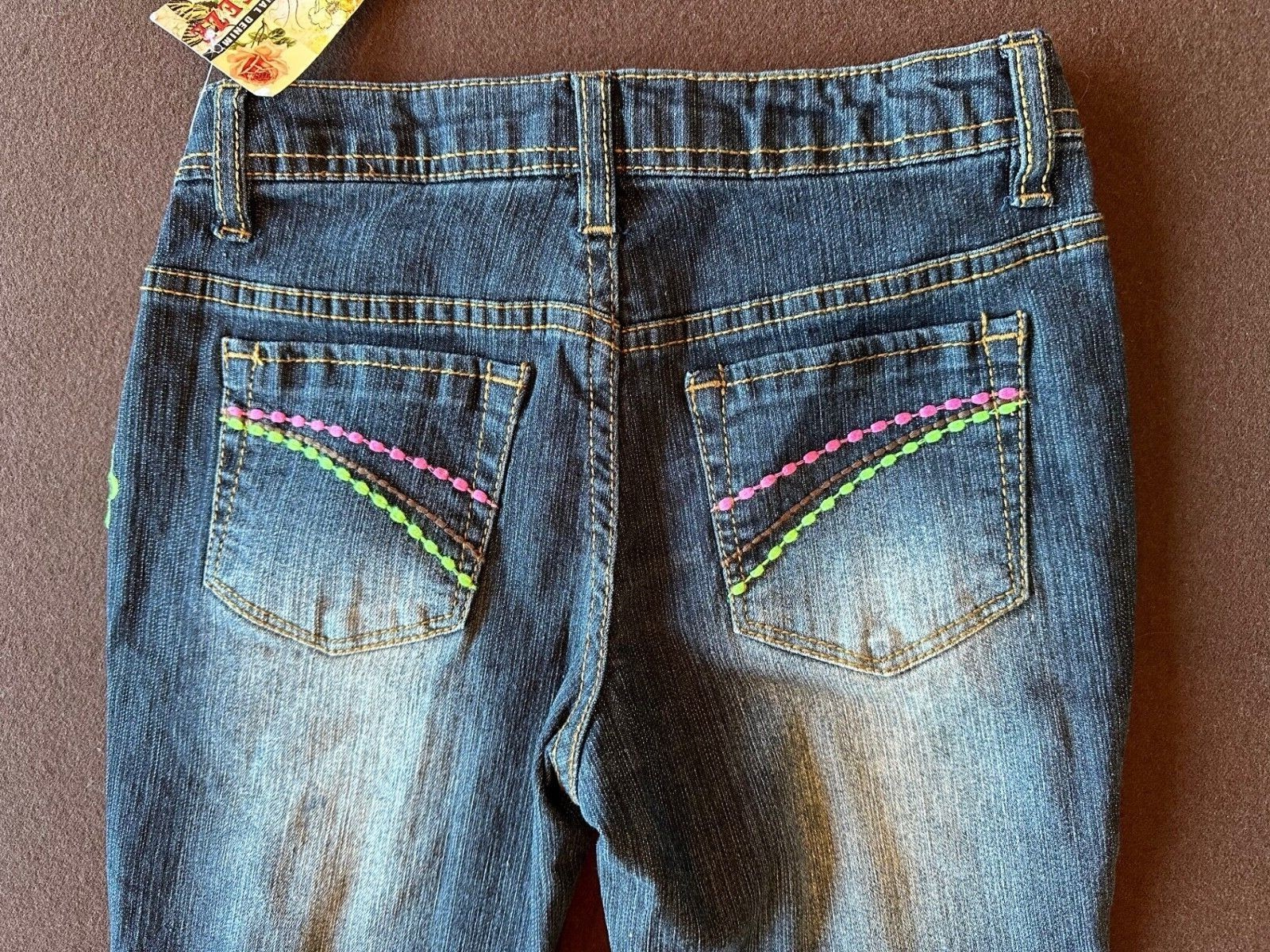 Picture 3 of 6