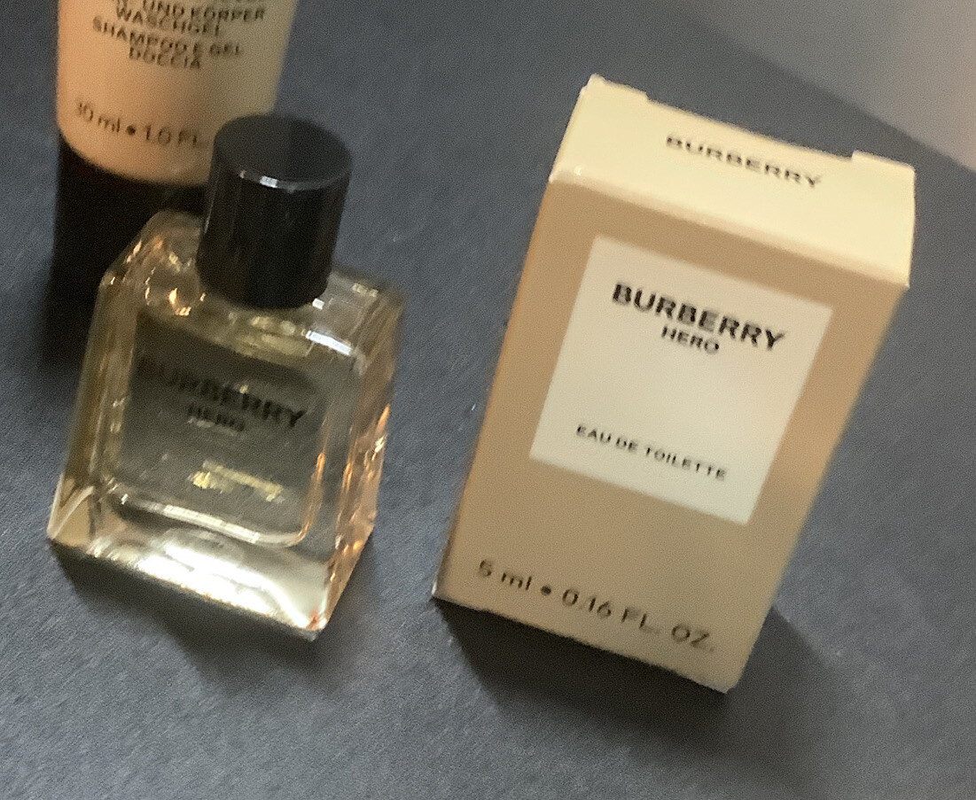未開封品　BURBERRY HERO Eau de Parfum 50ml Burberry Hero Eau de Parfum - 5.0 oz – Masters Beauty Store
