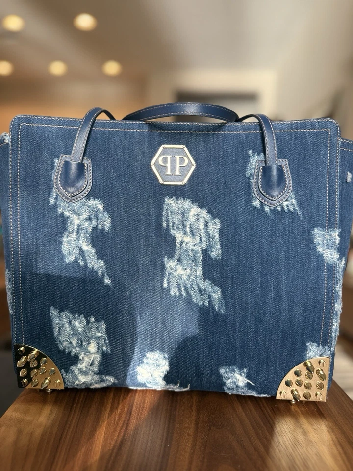 Bolsas femininas de luxo Philipp Plein médias. - Imagem 2 de 4