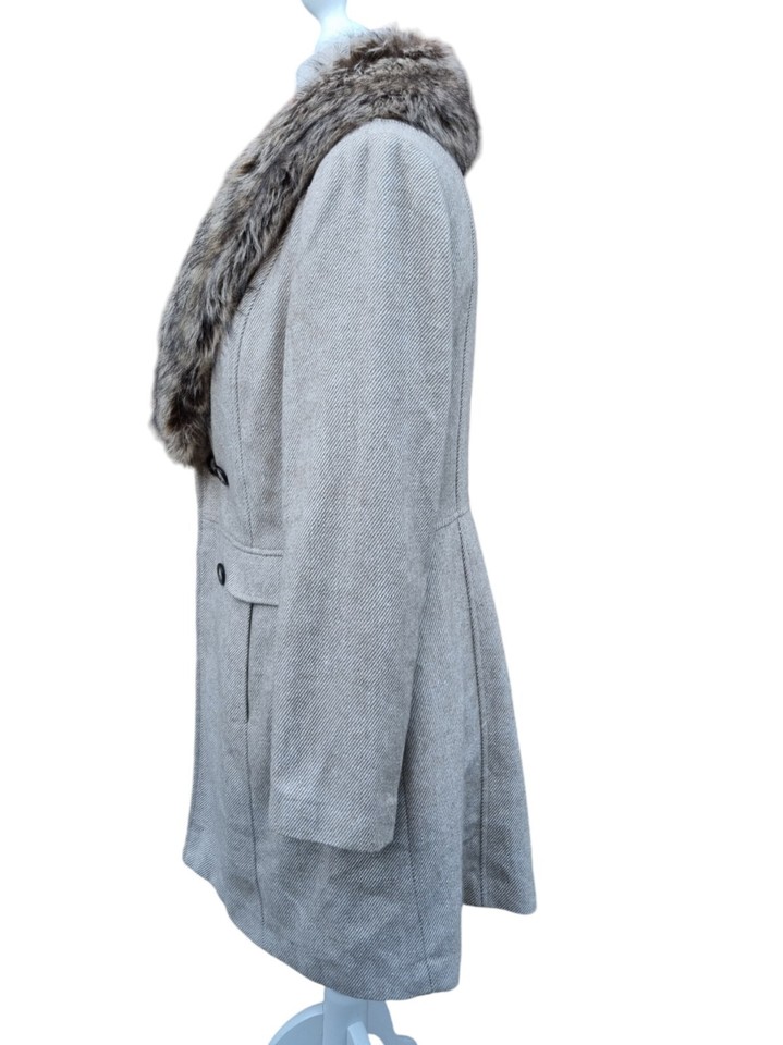 Stylish Red Herring Wool Blend Coat with Faux Fur Collar Size 16 eBay